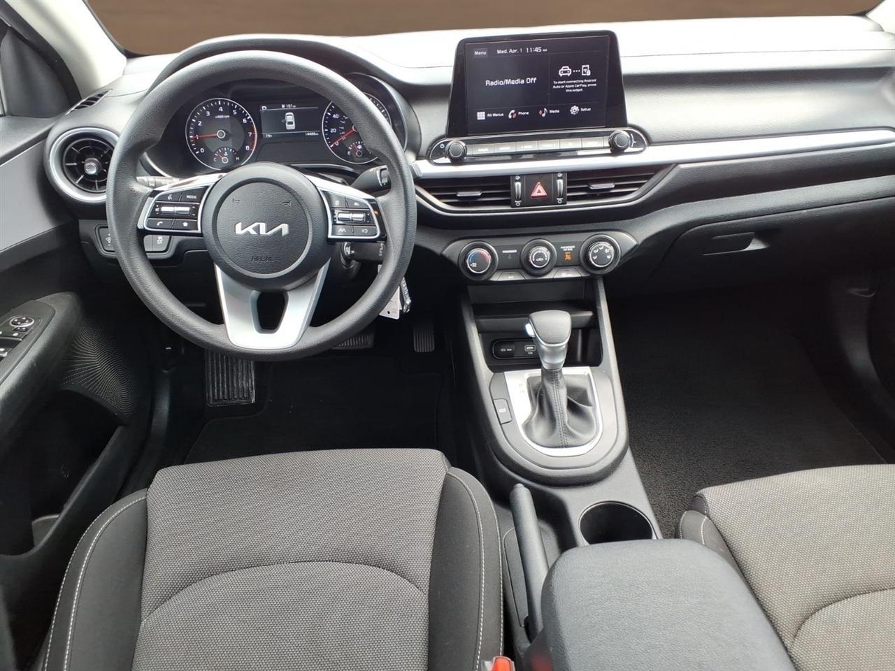 Kia Forte LX IVT 2024