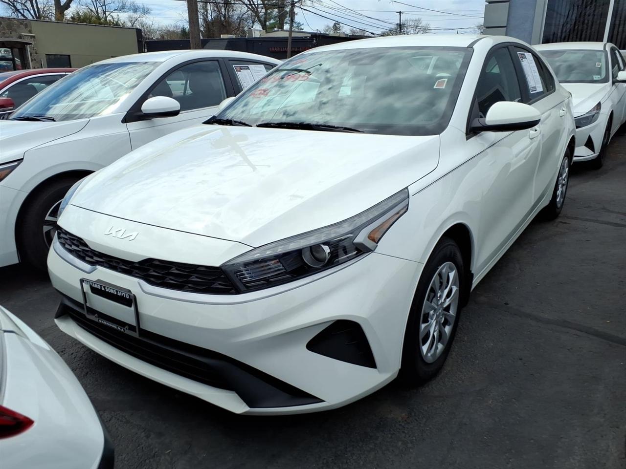 Kia Forte LX IVT 2024