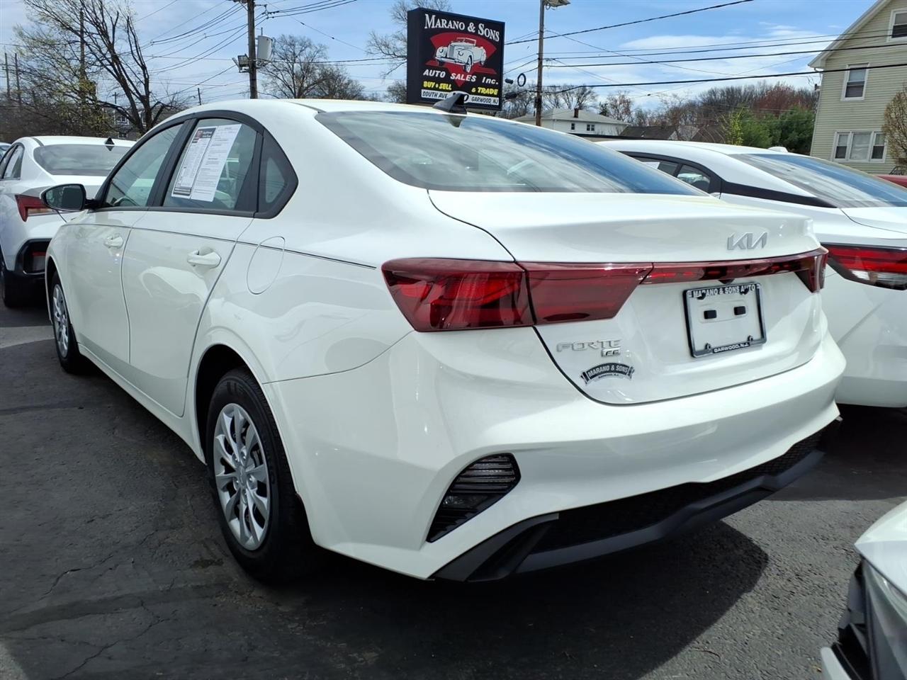 Kia Forte LX IVT 2024