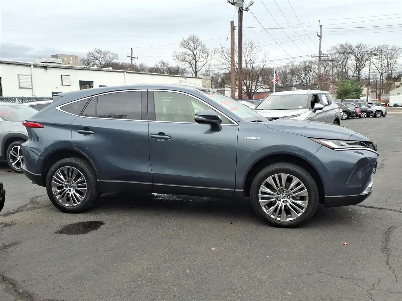 Toyota Venza Limited AWD (Natl) 2021