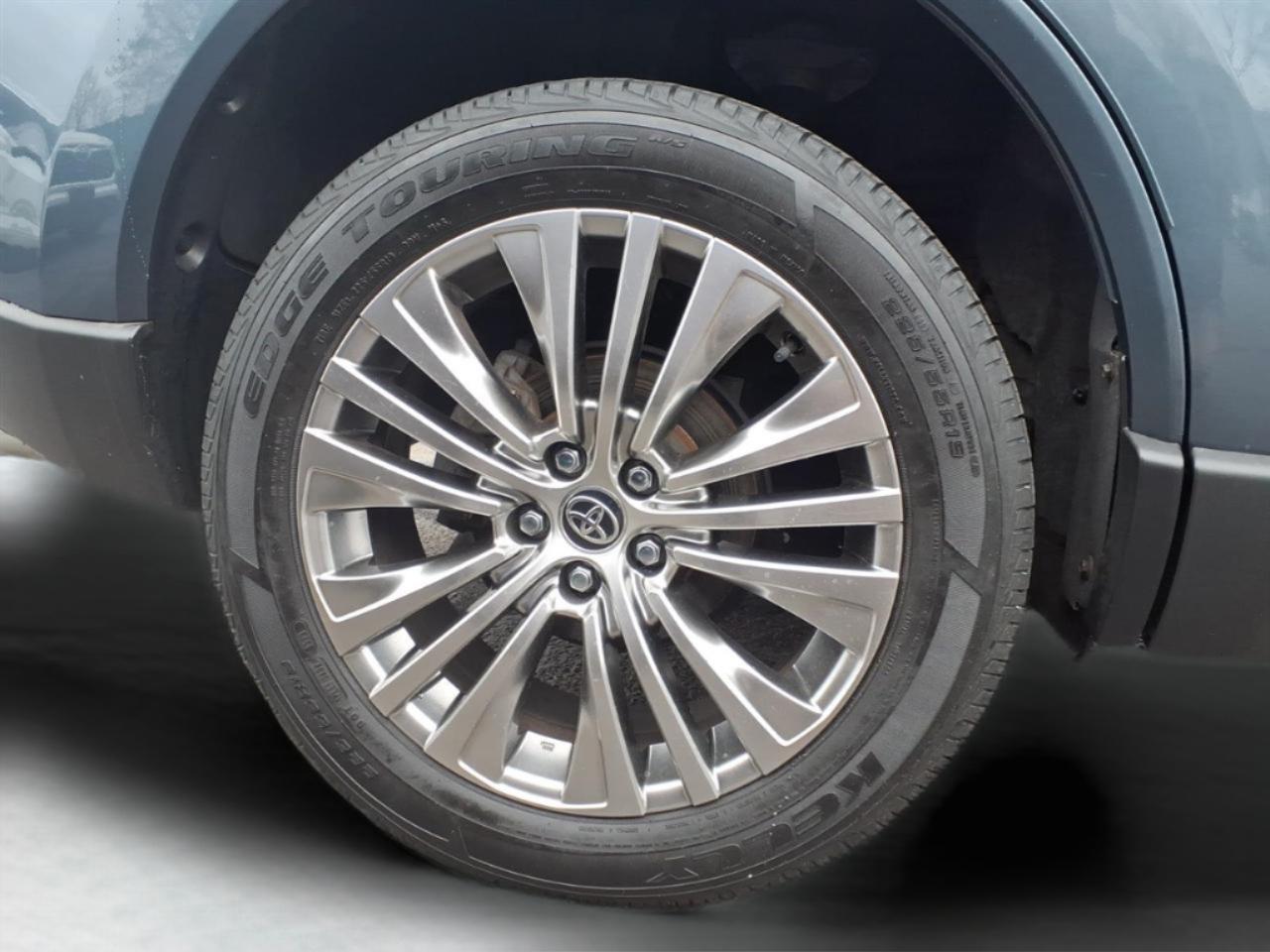 Toyota Venza Limited AWD (Natl) 2021