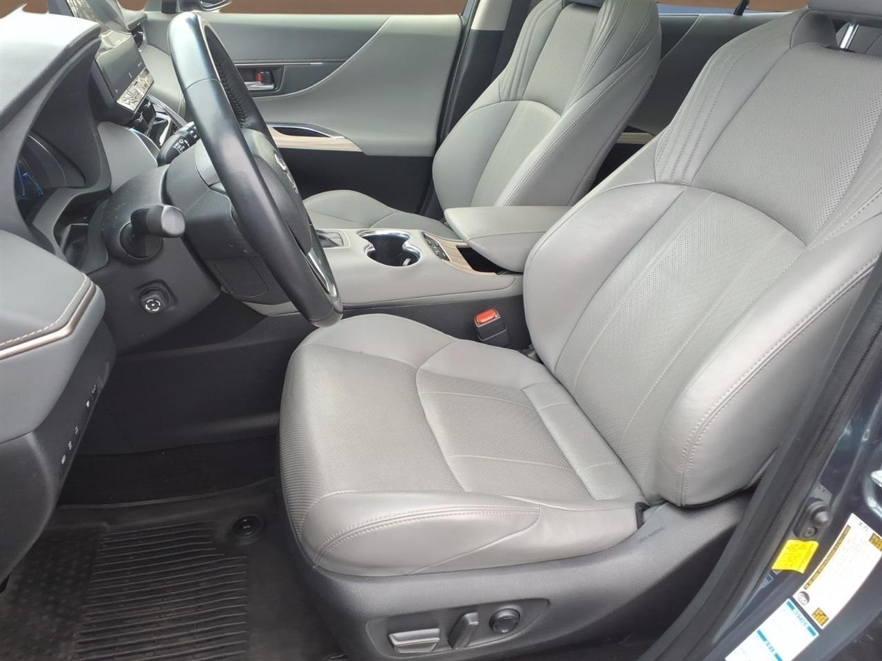 Toyota Venza Limited AWD (Natl) 2021