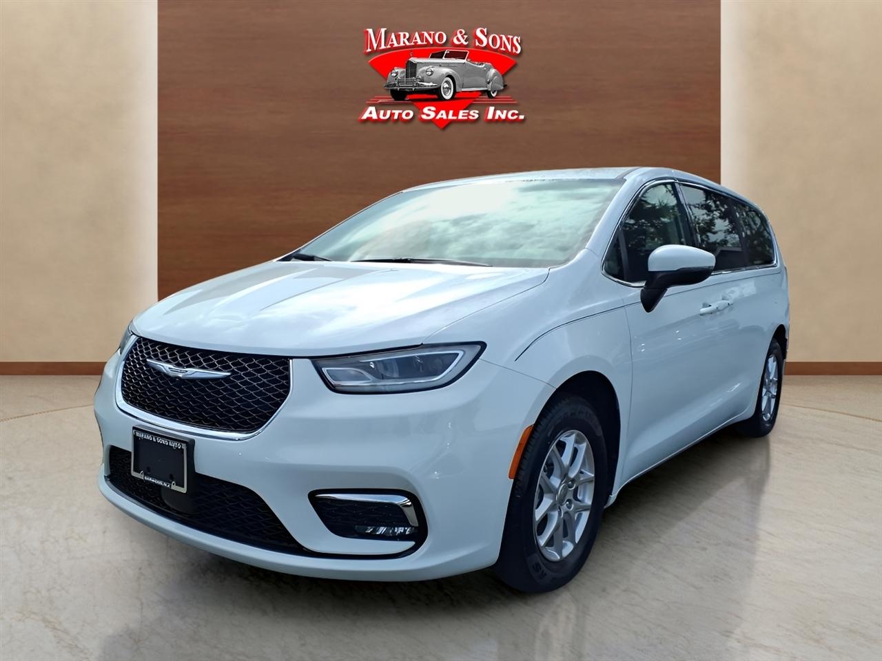 2023 Chrysler Pacifica Touring L FWD