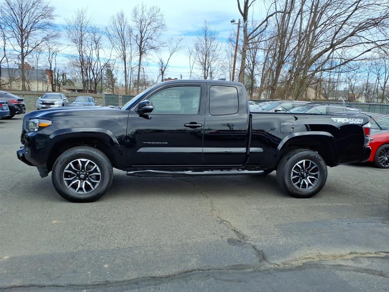 Toyota Tacoma 4WD TRD Off Road Access Cab 6' Bed V6 AT (Natl) 2023