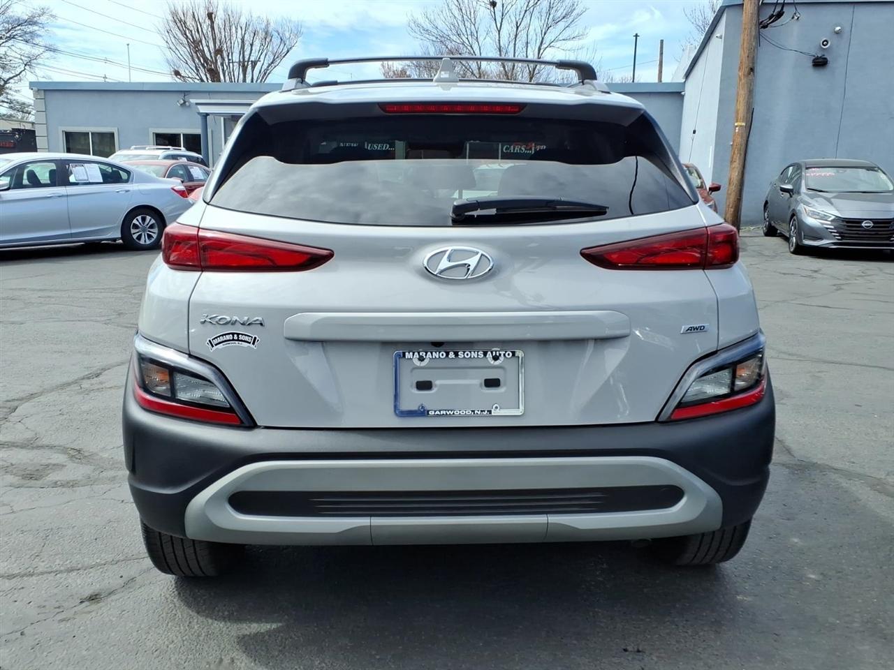 Hyundai Kona SEL Auto AWD 2023