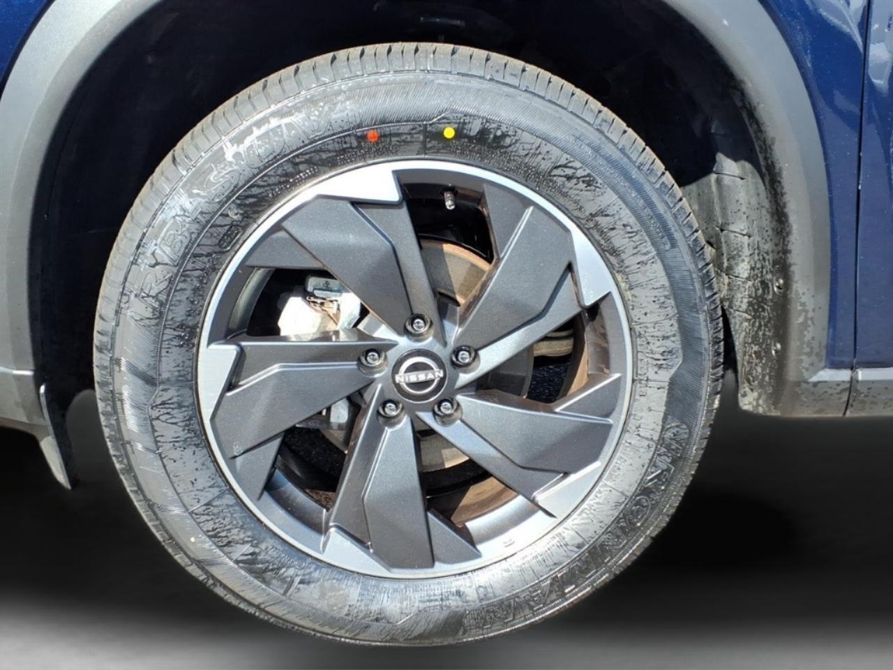 Nissan Rogue AWD SV 2025