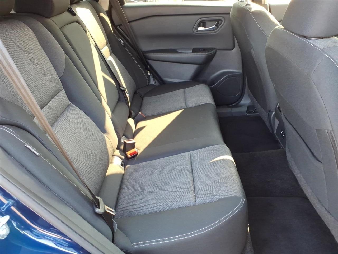 Nissan Rogue AWD SV 2025