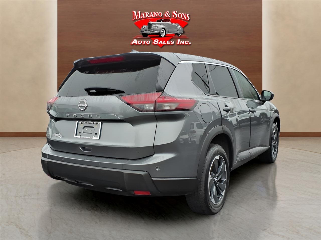 Nissan Rogue FWD SV 2025