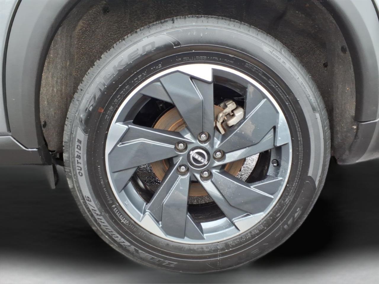 Nissan Rogue FWD SV 2025