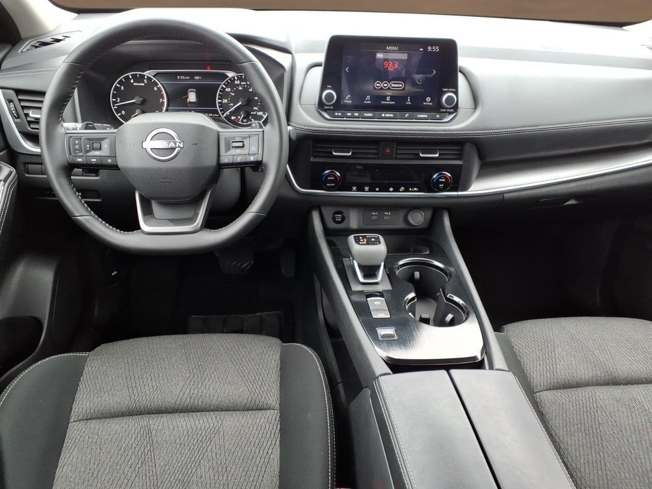 Nissan Rogue FWD SV 2025