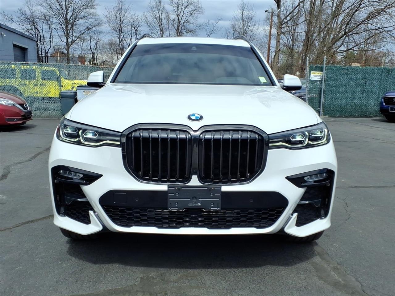 BMW X7 xDrive40i Sports Activity Vehicle 2022