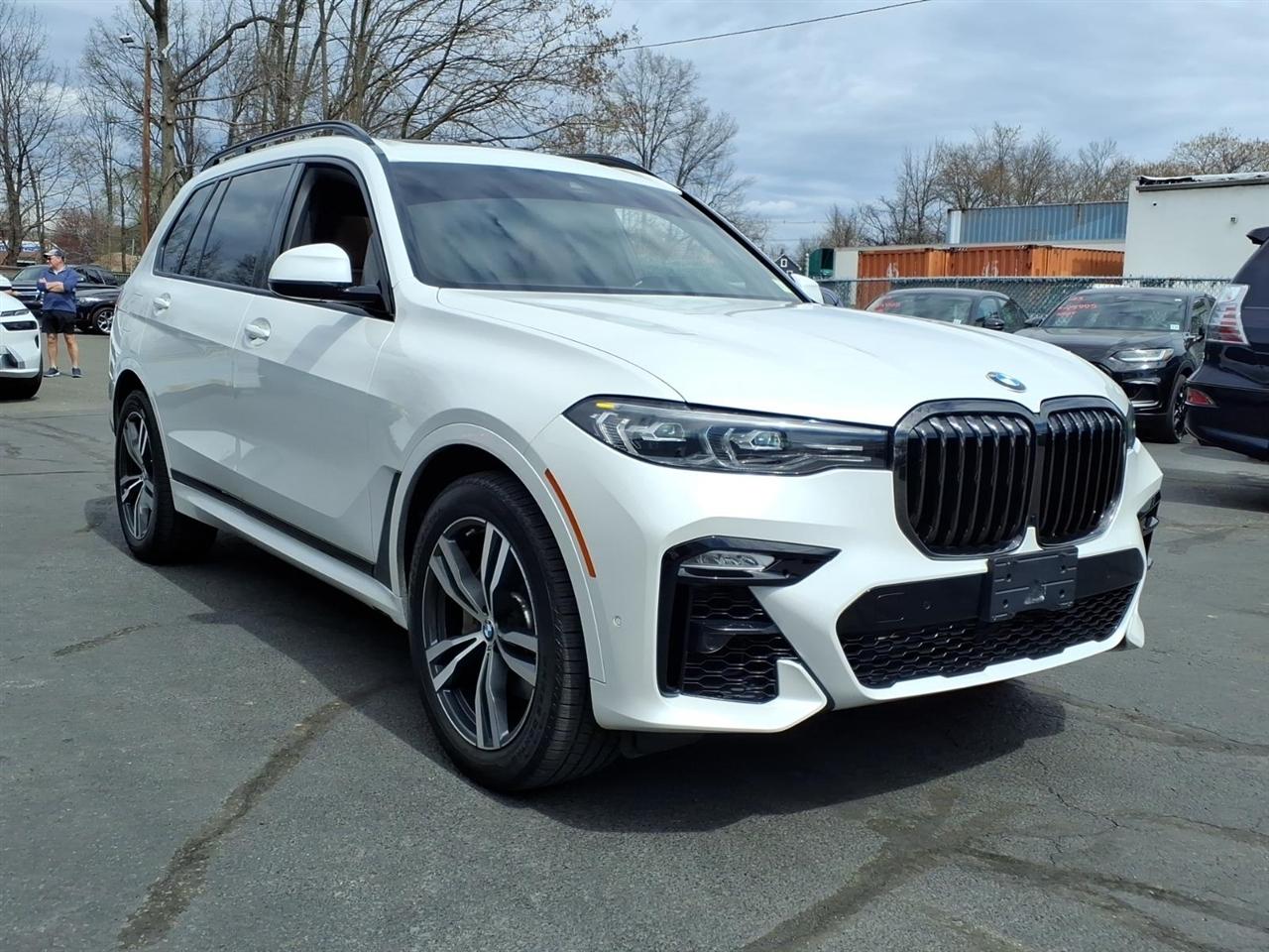 BMW X7 xDrive40i Sports Activity Vehicle 2022