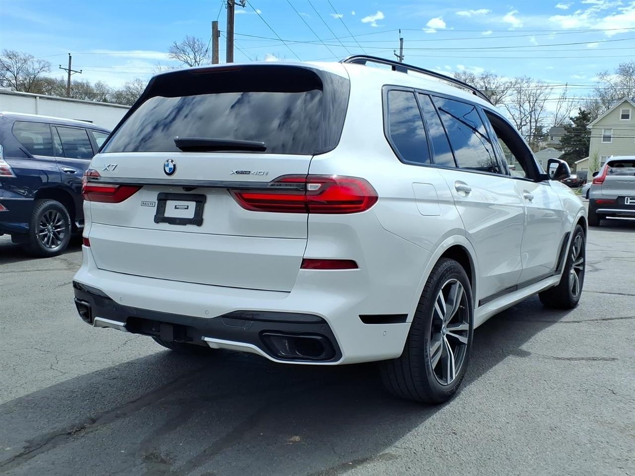 BMW X7 xDrive40i Sports Activity Vehicle 2022