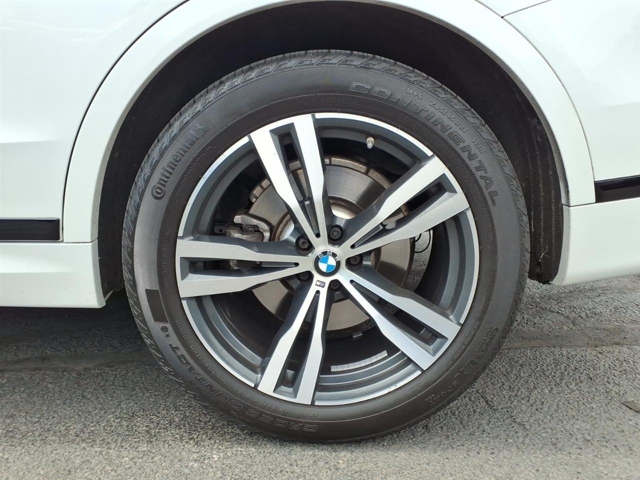 BMW X7 xDrive40i Sports Activity Vehicle 2022