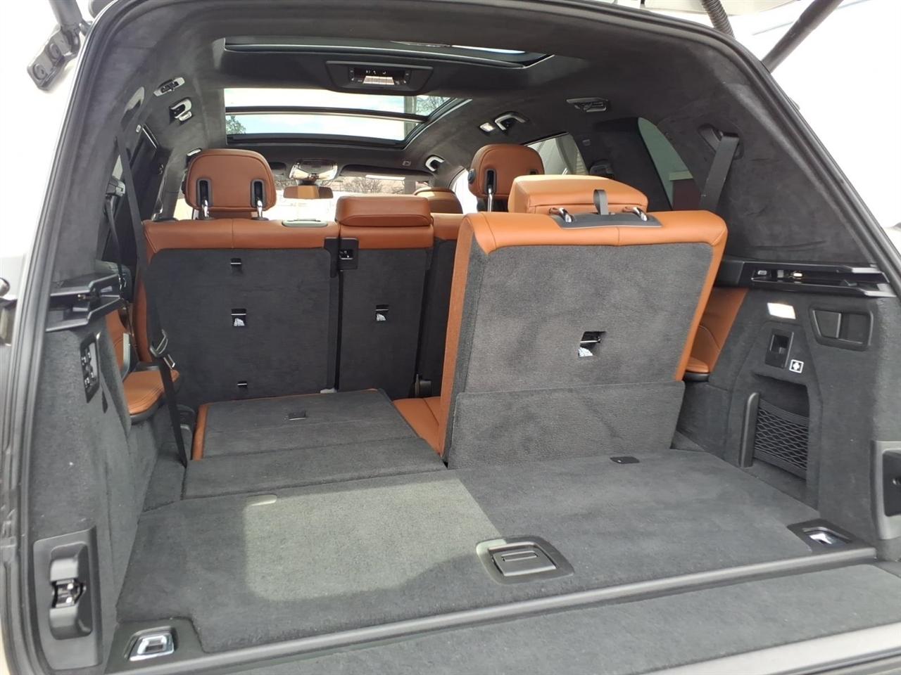 BMW X7 xDrive40i Sports Activity Vehicle 2022