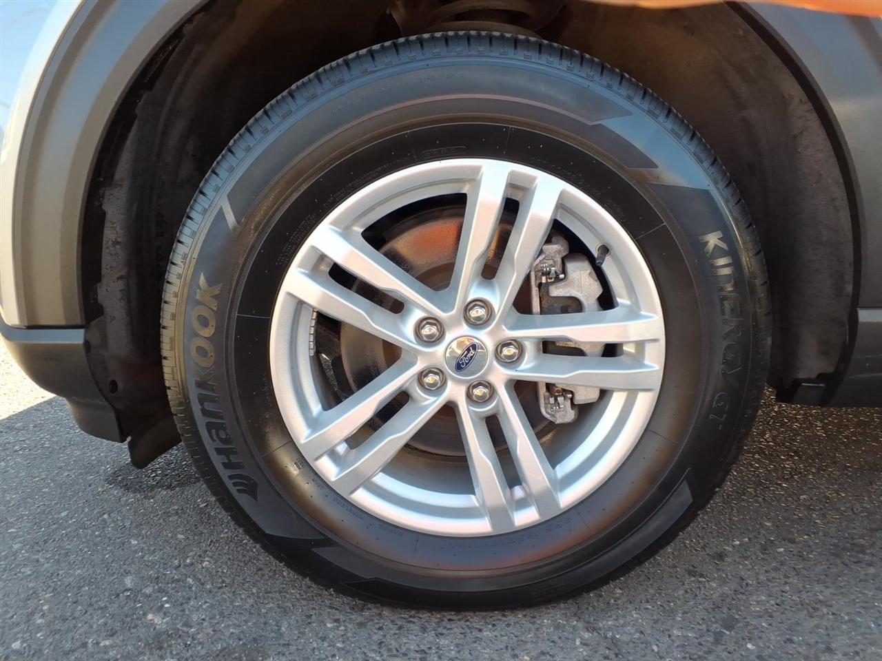 Ford Explorer XLT 4WD 2022