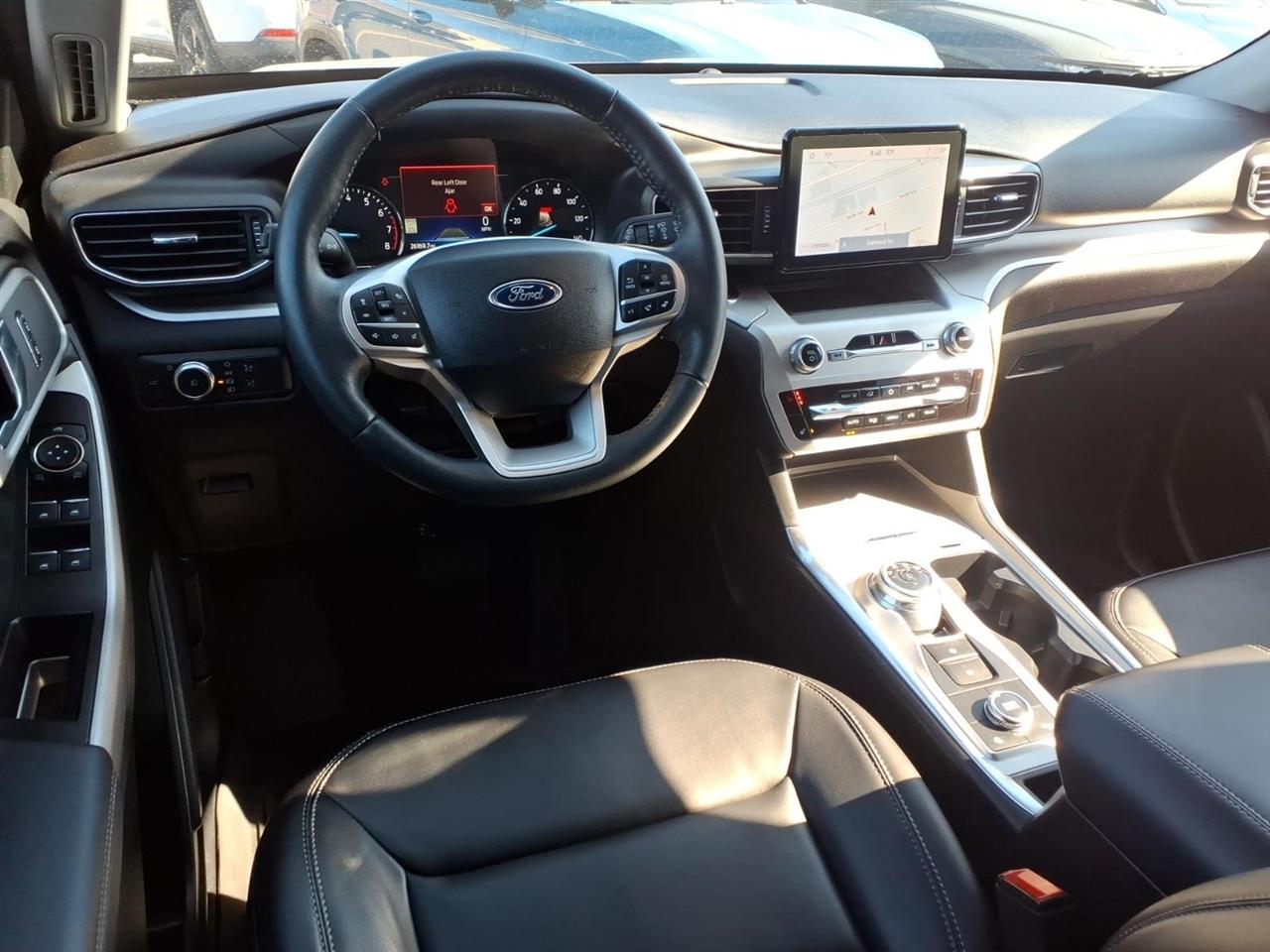 Ford Explorer XLT 4WD 2022