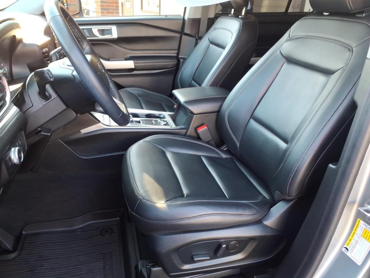 Ford Explorer XLT 4WD 2022