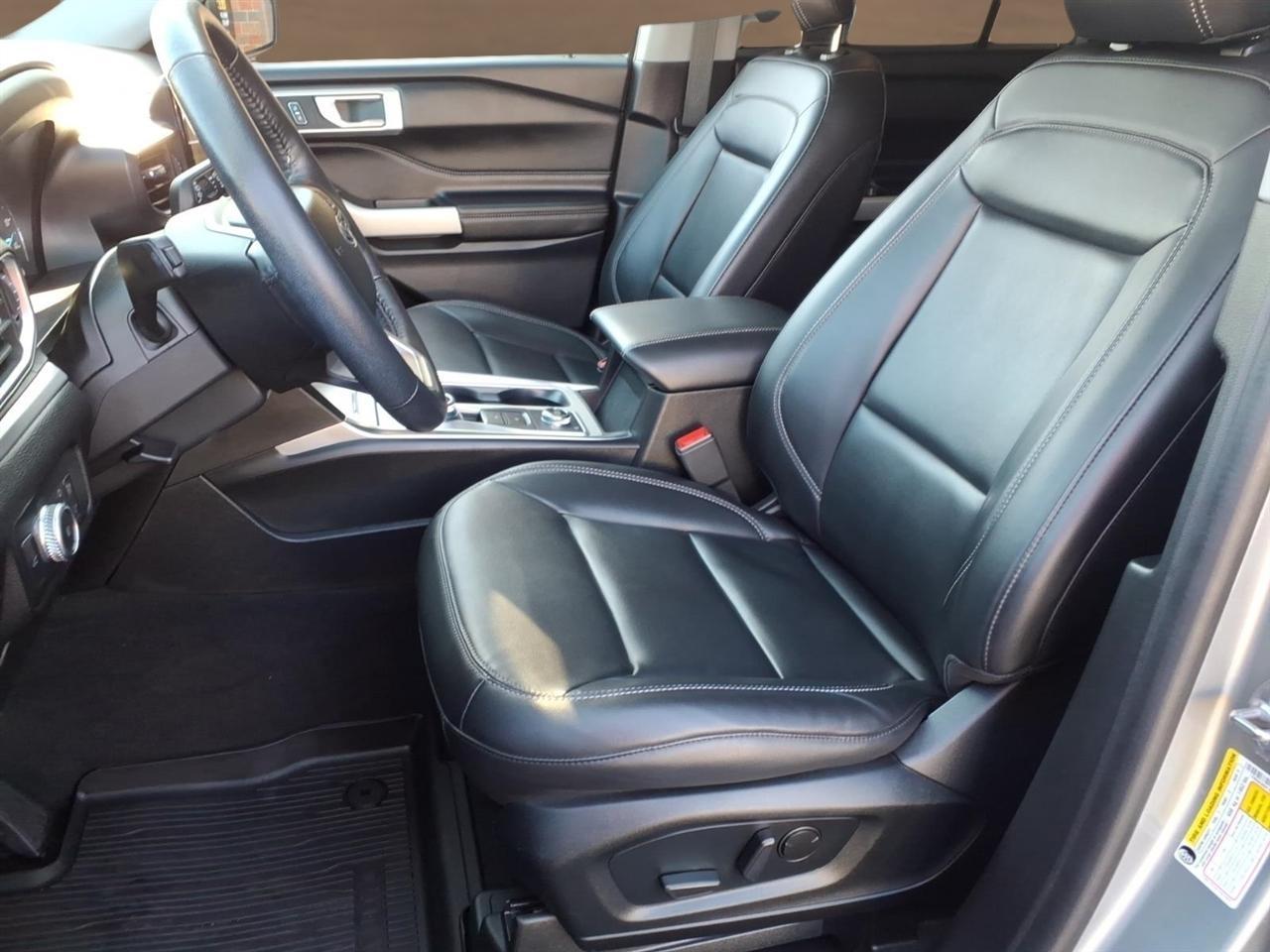 Ford Explorer XLT 4WD 2022