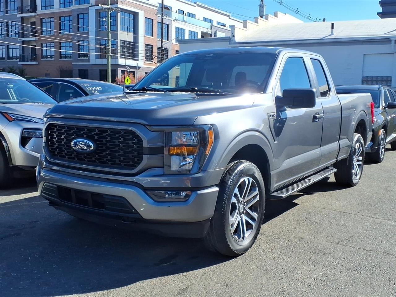 Ford F-150 XLT 4WD SuperCab 6.5' Box 2023