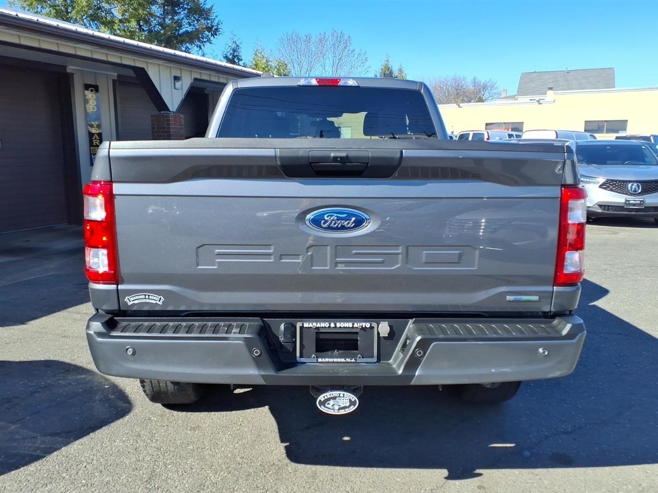 Ford F-150 XLT 4WD SuperCab 6.5' Box 2023