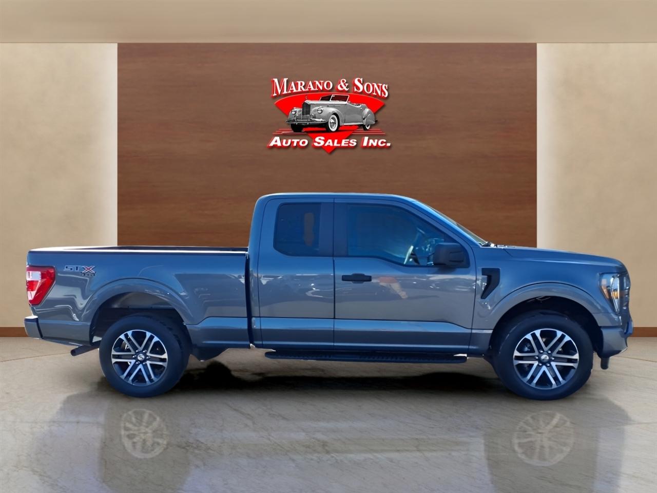 Ford F-150 XLT 4WD SuperCab 6.5' Box 2023