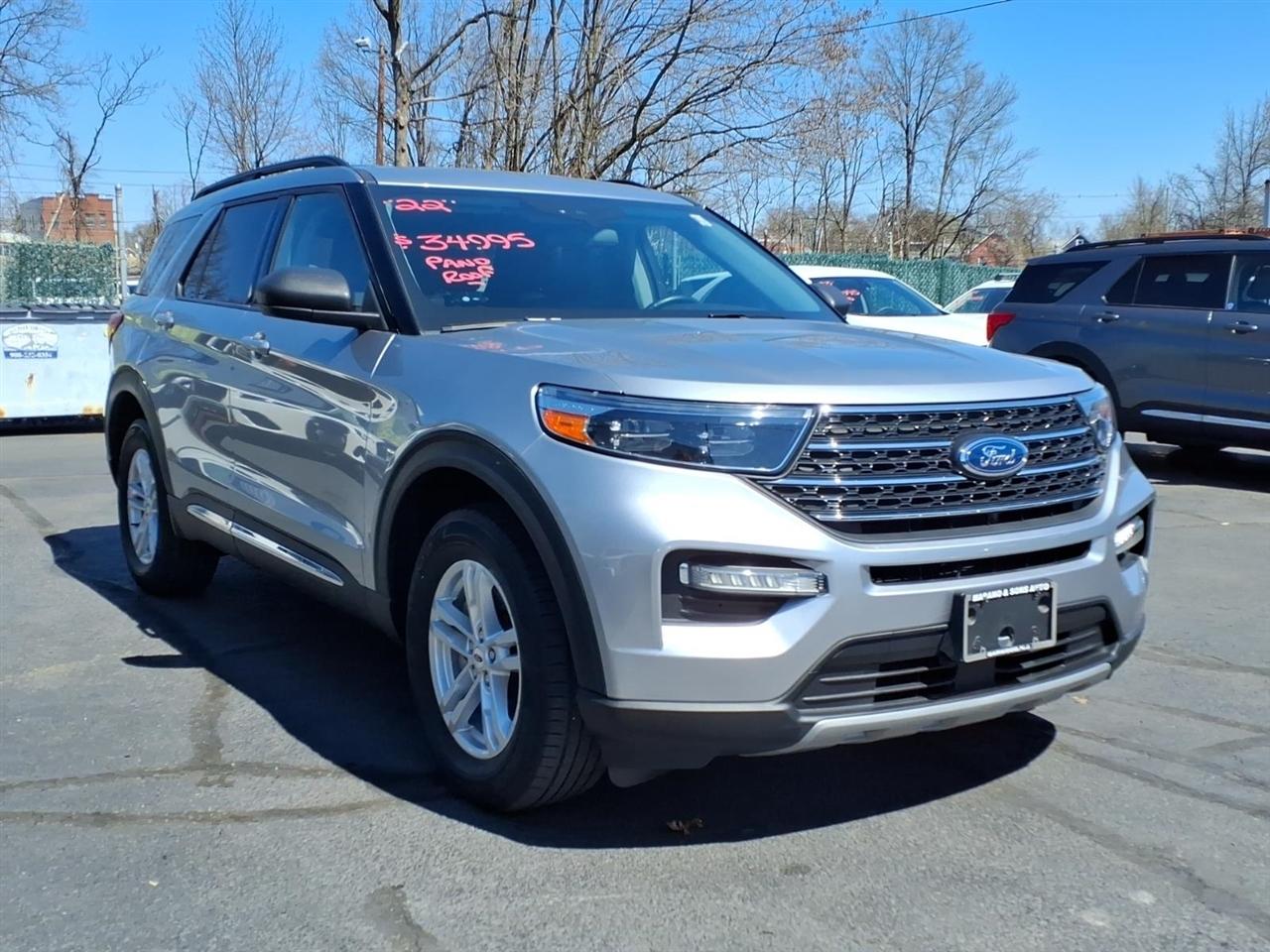 Ford Explorer XLT 4WD 2022