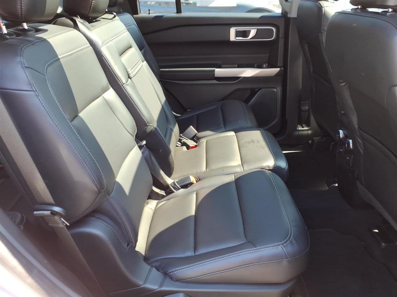 Ford Explorer XLT 4WD 2022