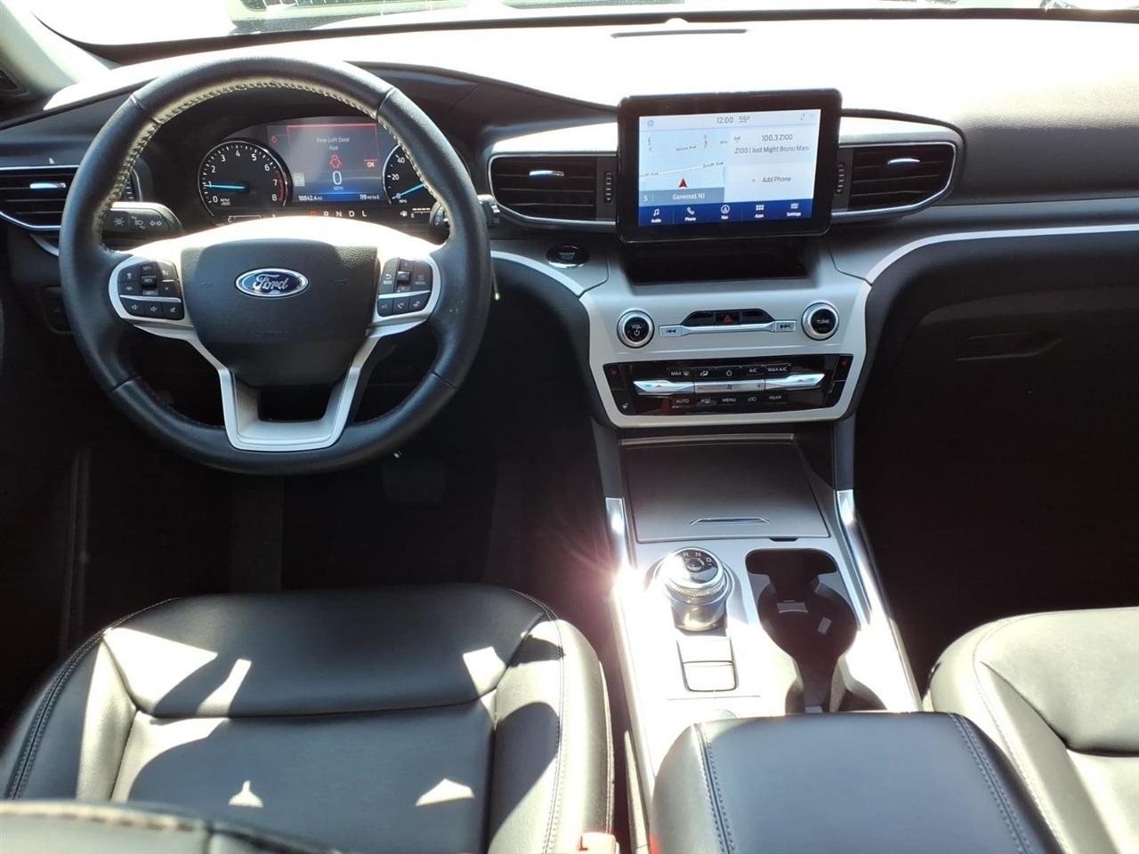 Ford Explorer XLT 4WD 2022