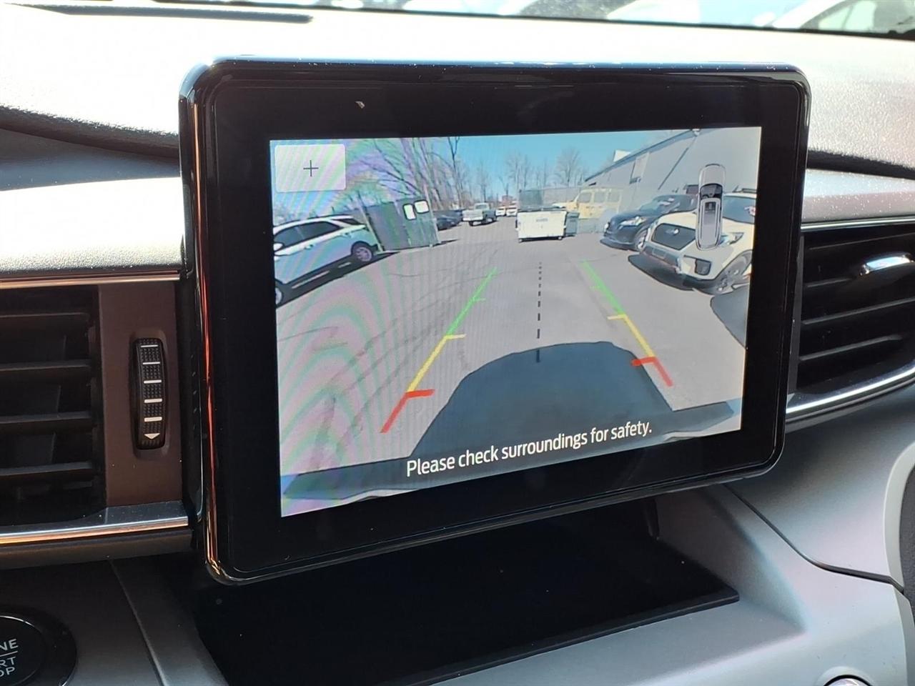 Ford Explorer XLT 4WD 2022