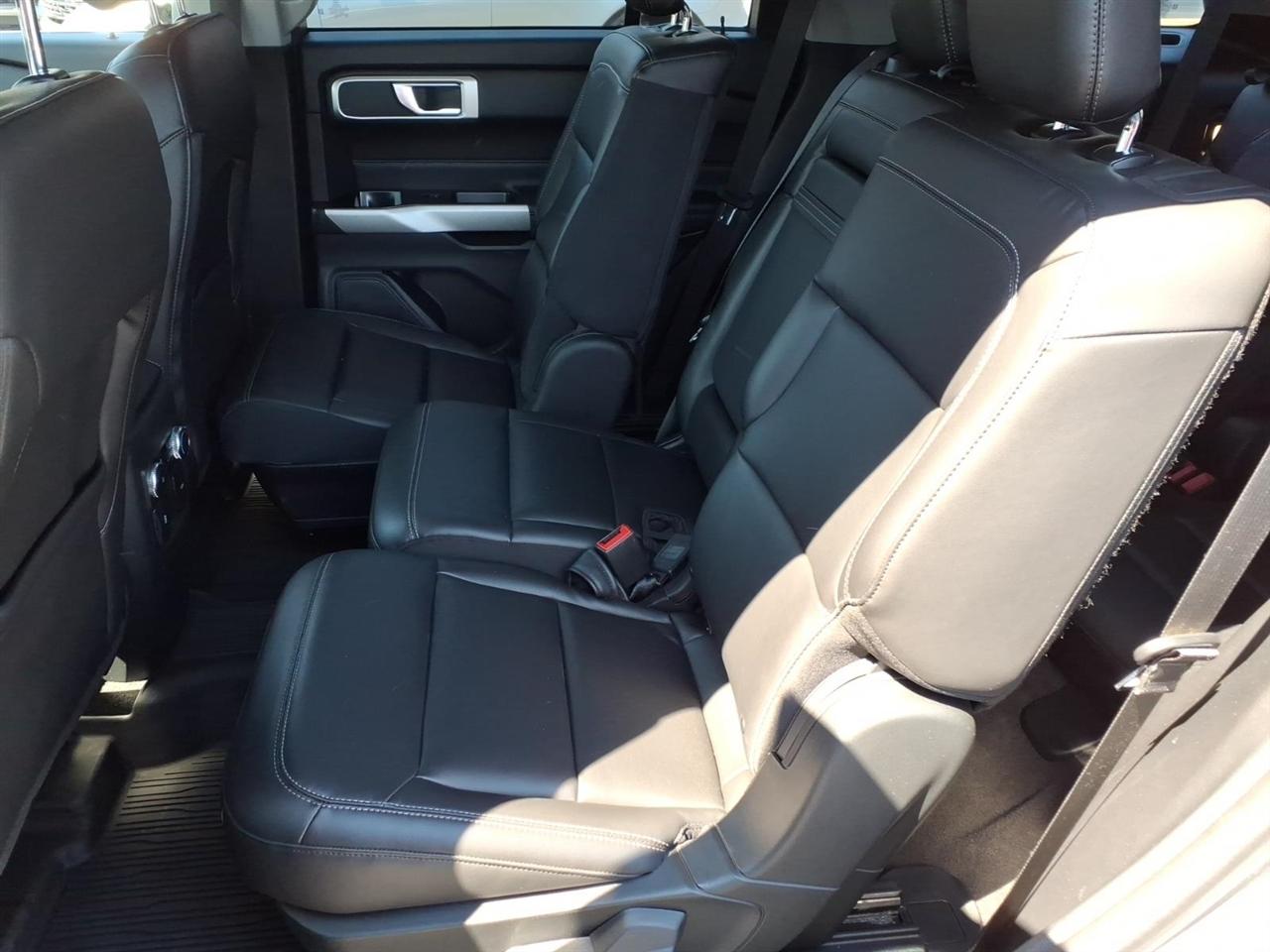 Ford Explorer XLT 4WD 2022