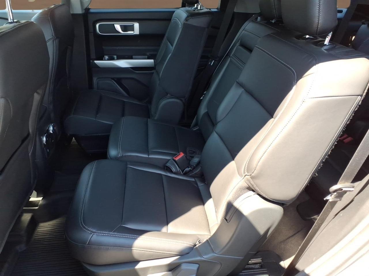 Ford Explorer XLT 4WD 2022