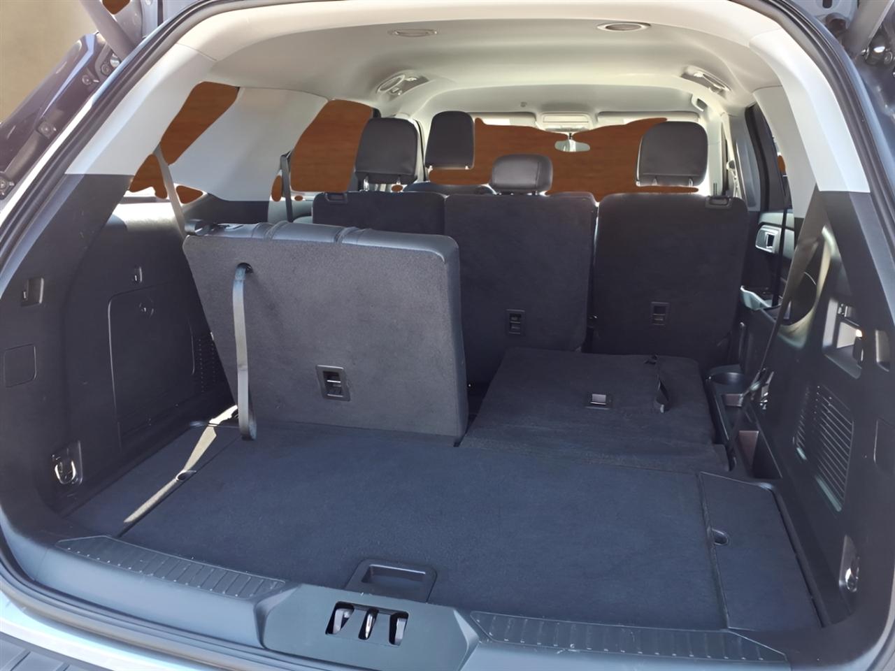 Ford Explorer XLT 4WD 2022