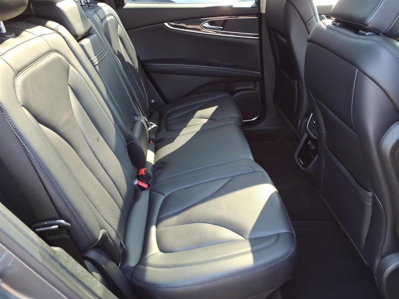 Lincoln Nautilus Reserve AWD 2022