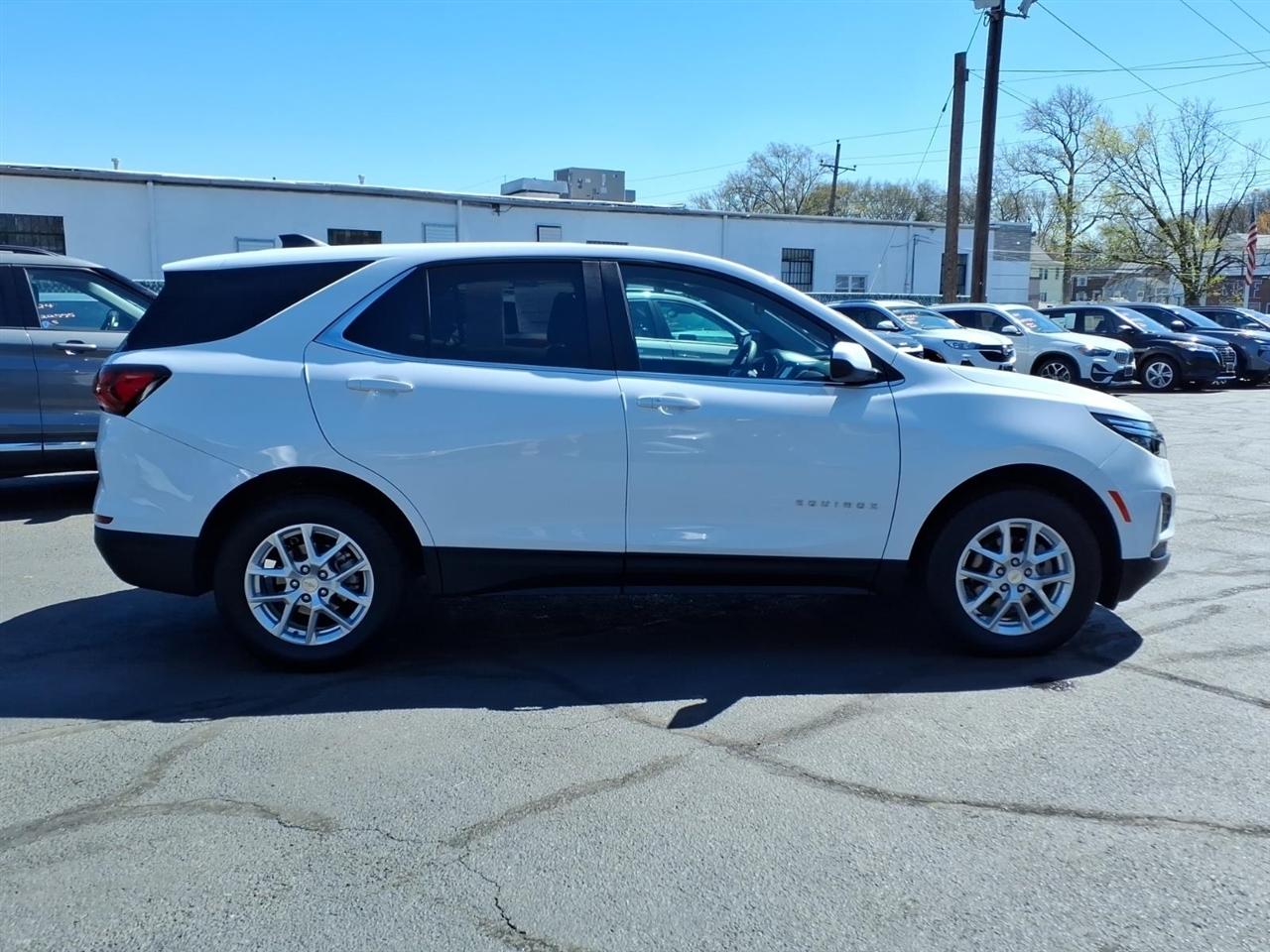 Chevrolet Equinox AWD 4dr LT w/1LT 2023