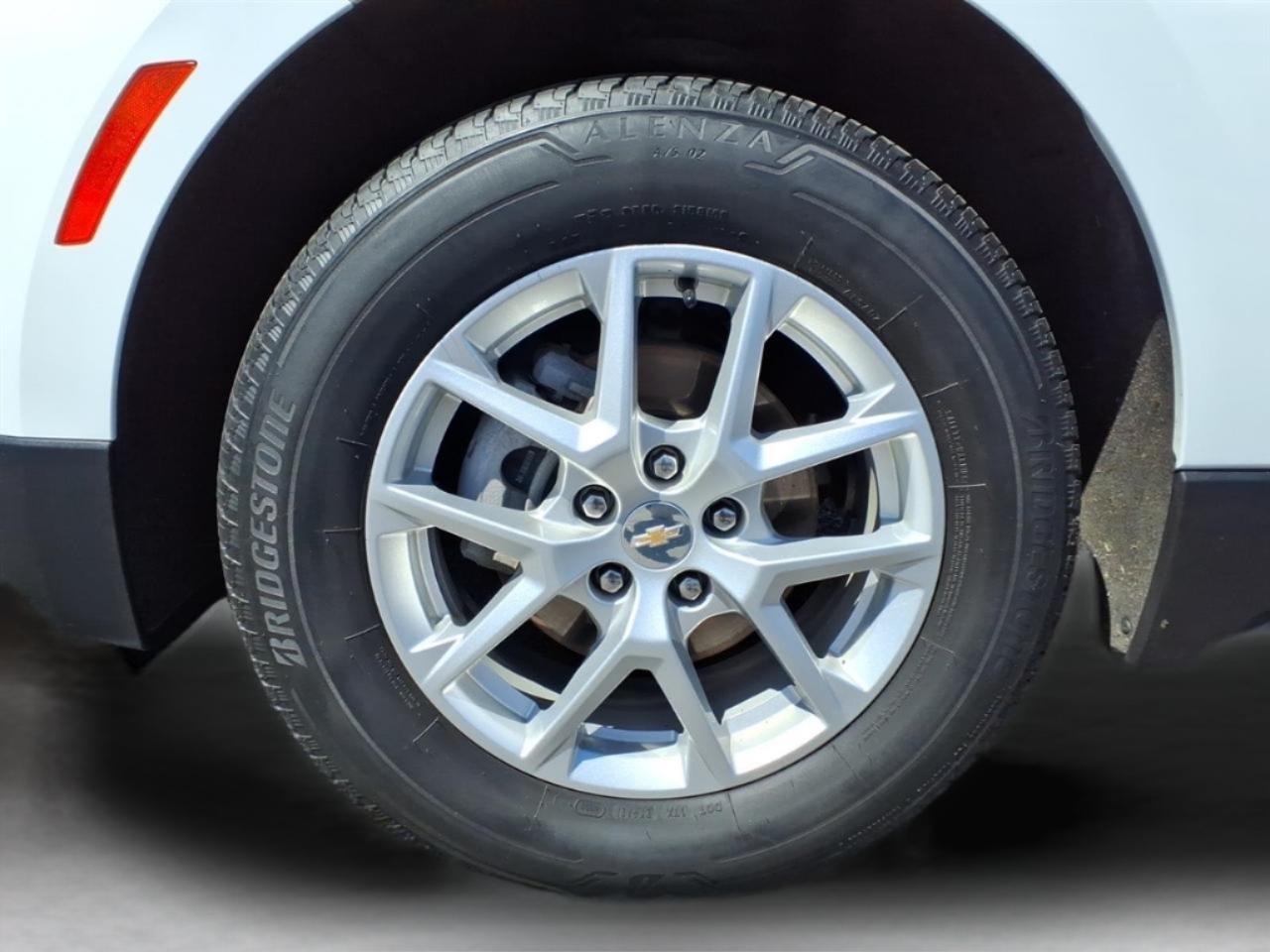 Chevrolet Equinox AWD 4dr LT w/1LT 2023