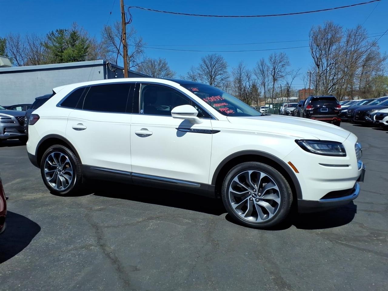 Lincoln Nautilus Reserve AWD 2021