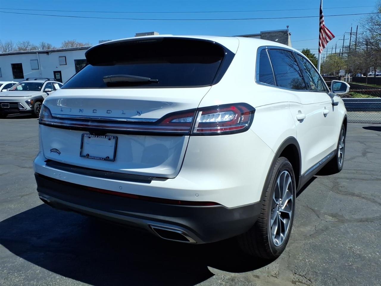 Lincoln Nautilus Reserve AWD 2021