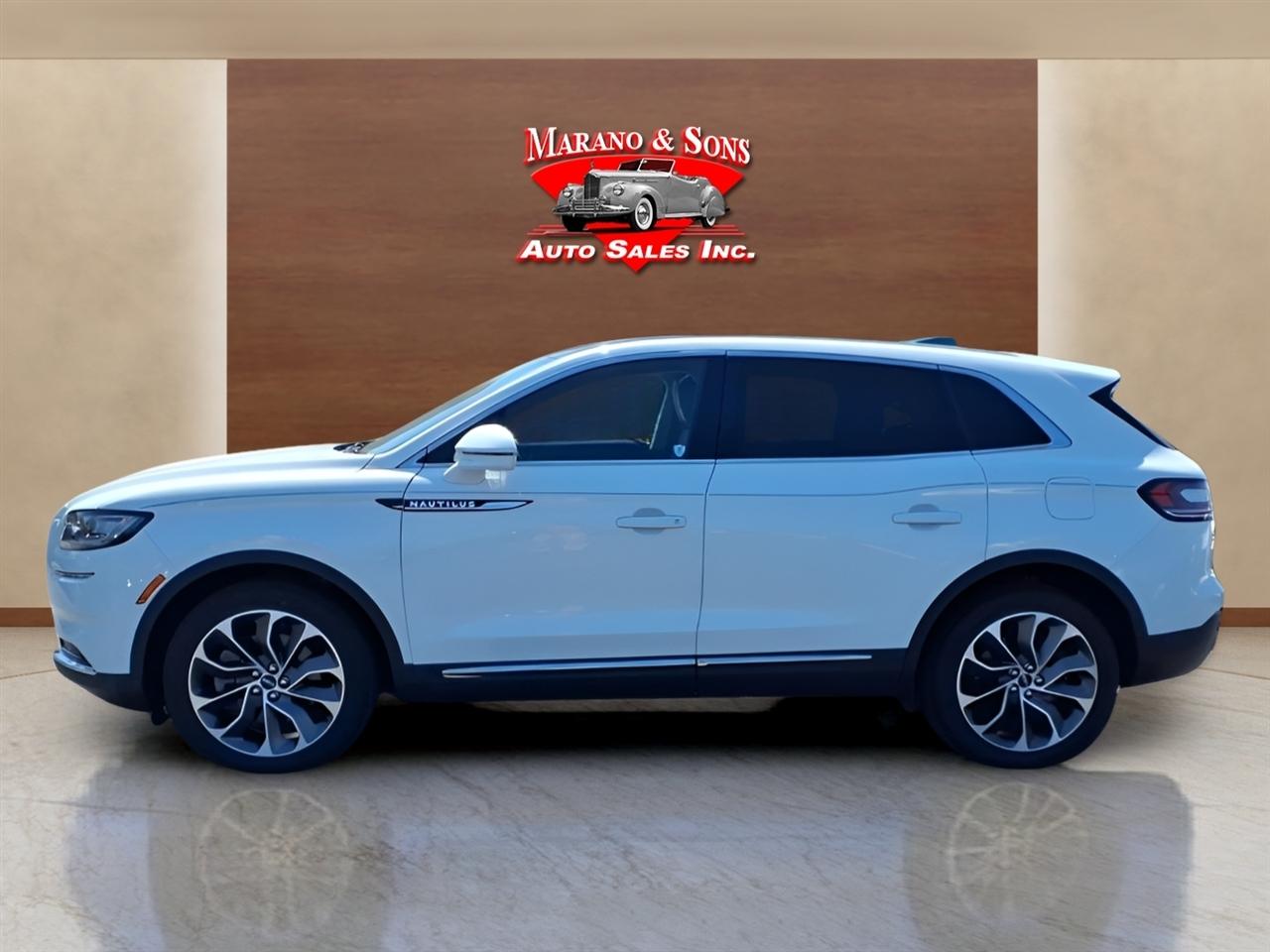 Lincoln Nautilus Reserve AWD 2021