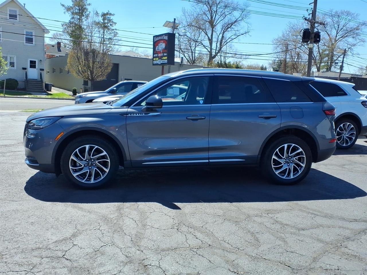 Lincoln Corsair Standard AWD 2021