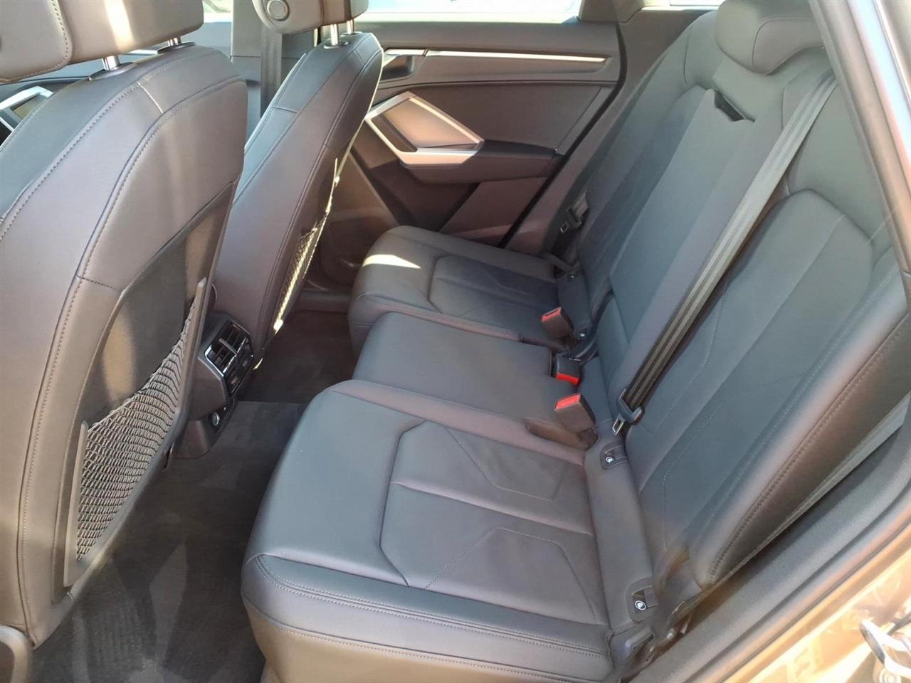 Audi Q3 S line Premium 45 TFSI quattro 2025