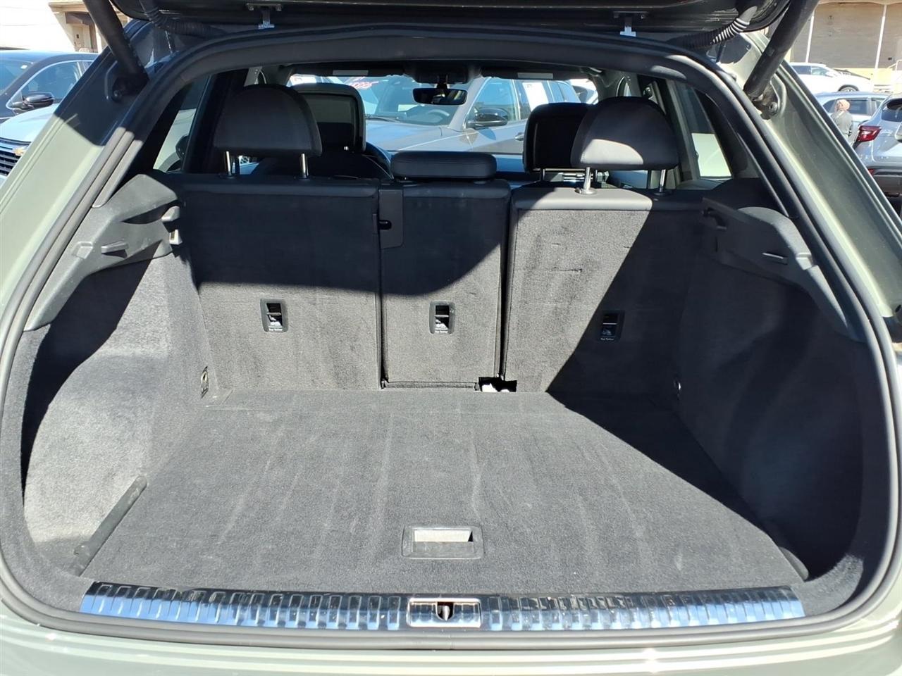 Audi Q3 S line Premium 45 TFSI quattro 2025