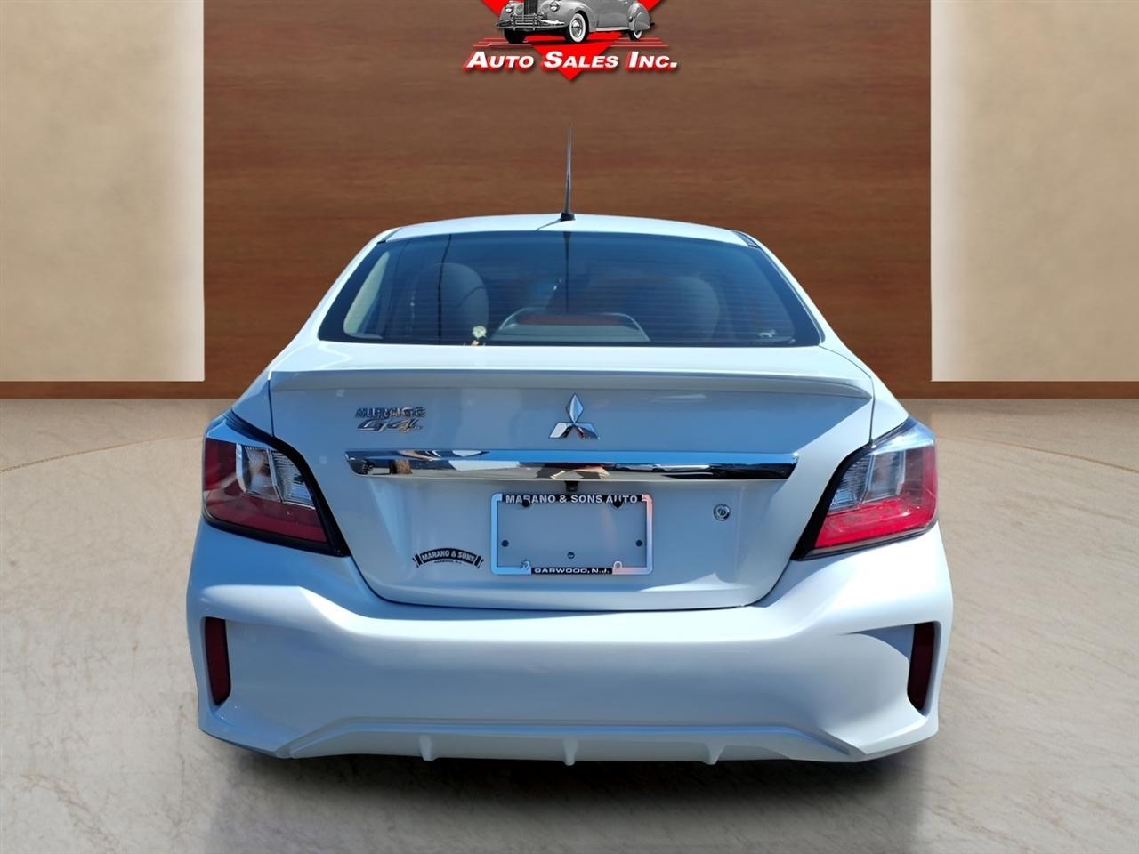 Mitsubishi Mirage G4 Black Edition CVT 2024