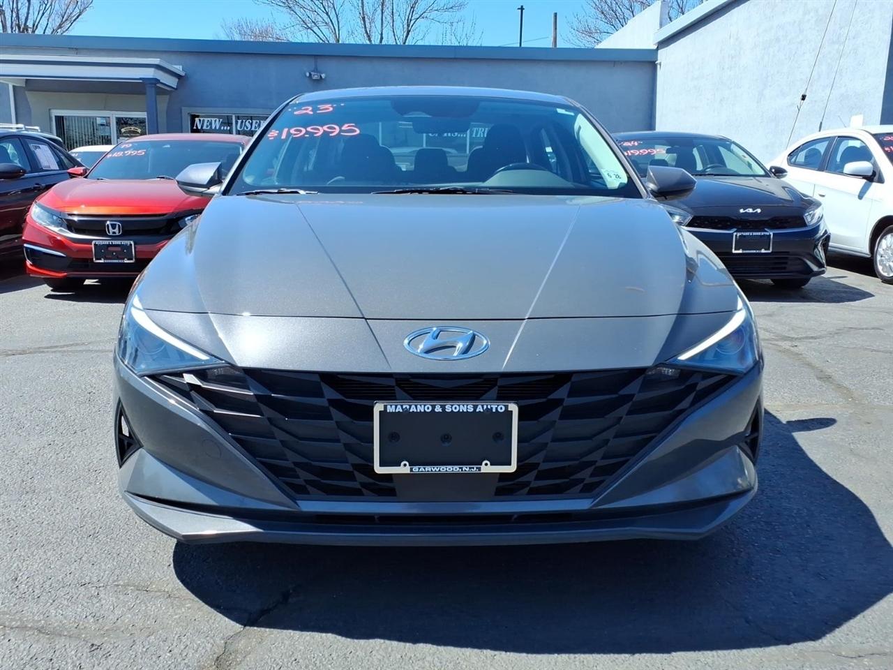 Hyundai Elantra SEL IVT 2023