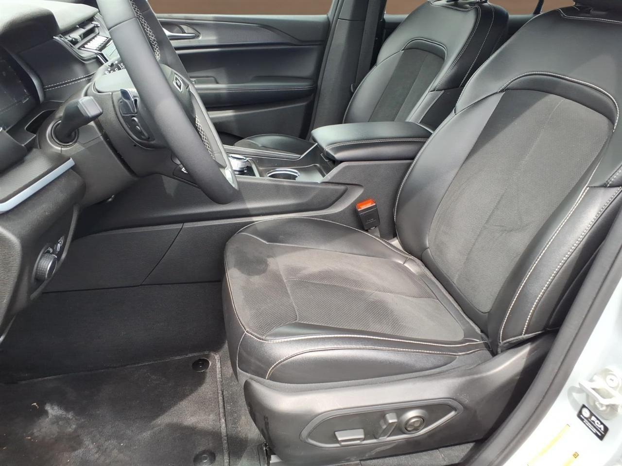 Jeep Grand Cherokee L Altitude 4x4 2024