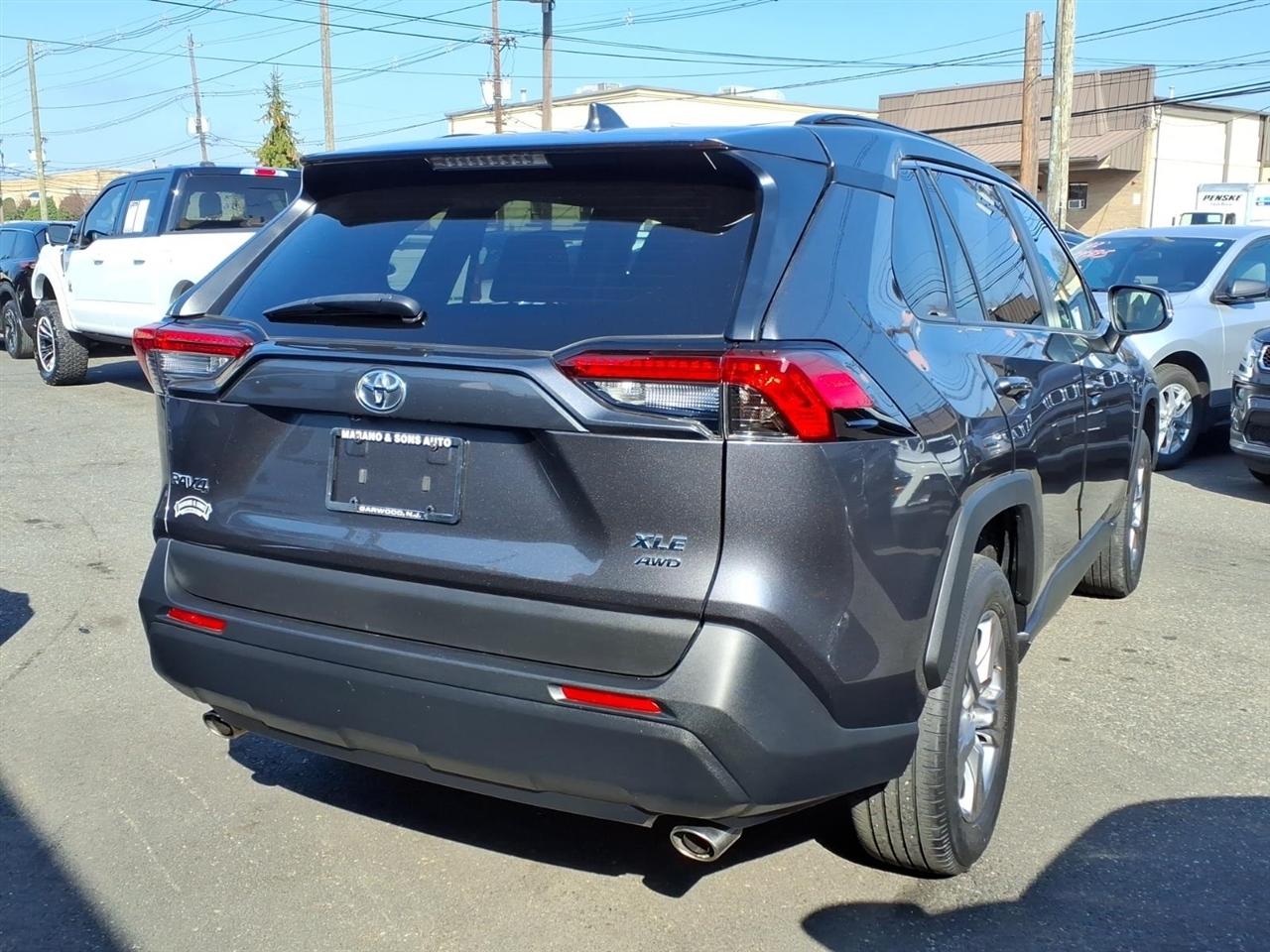 Toyota RAV4 XLE AWD (Natl) 2023
