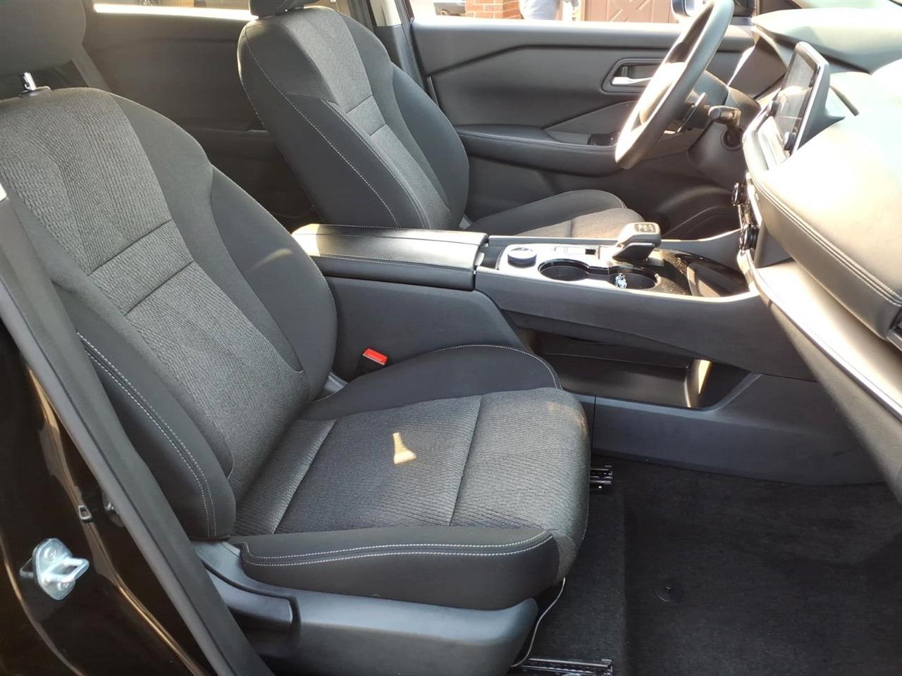 Nissan Rogue AWD SV 2024