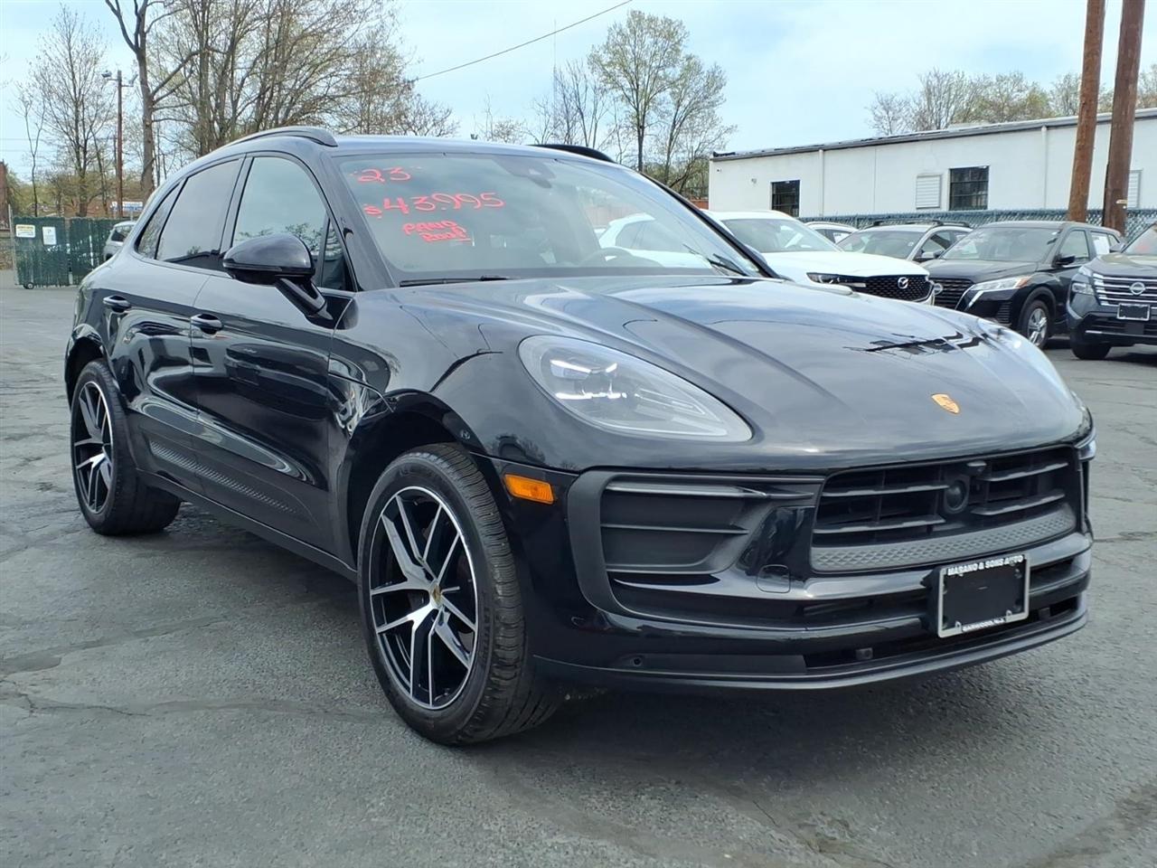 Porsche Macan  2023