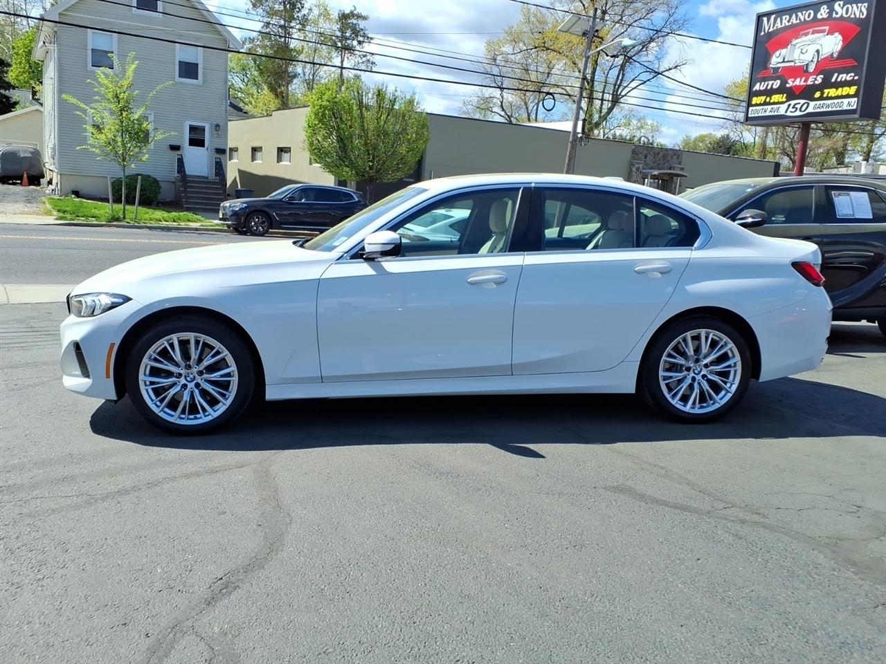 BMW 3 Series 330i xDrive Sedan 2024