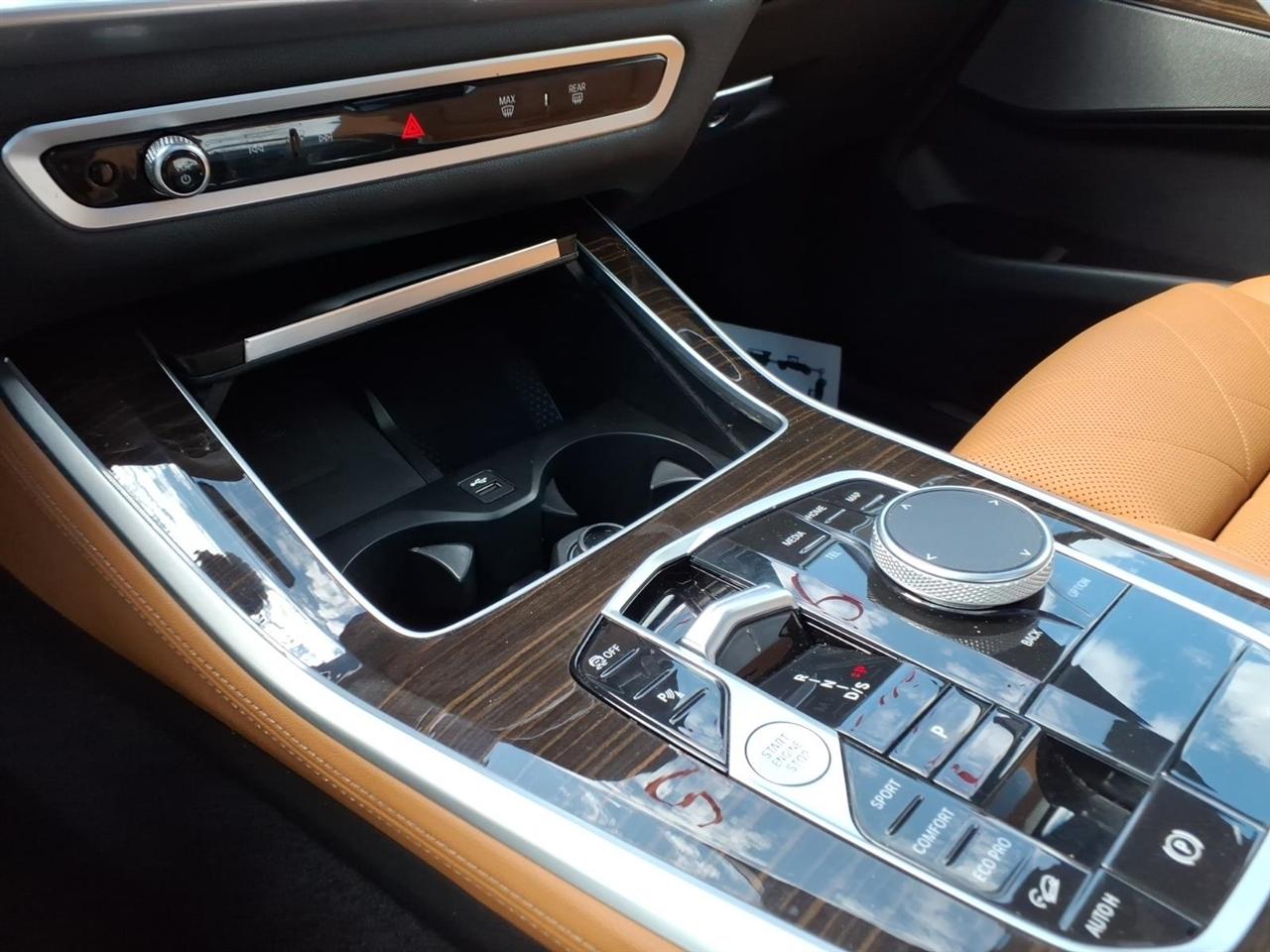 BMW X5 xDrive40i Sports Activity Vehicle 2024